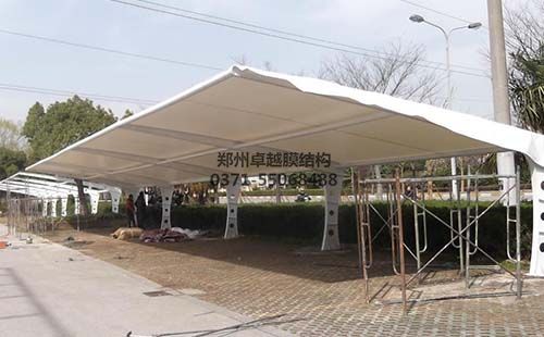 膜結(jié)構(gòu)：輕盈、靈動(dòng)的現(xiàn)代建筑之美
