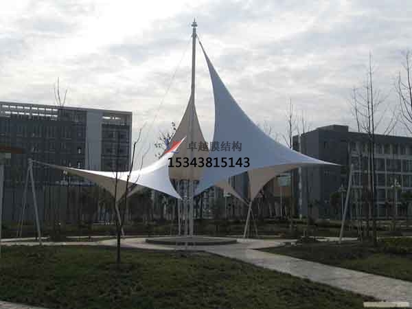 北京商業(yè)廣場<font color='red'>張拉膜結(jié)構(gòu)</font>景觀棚/雨棚設(shè)計(jì)搭建